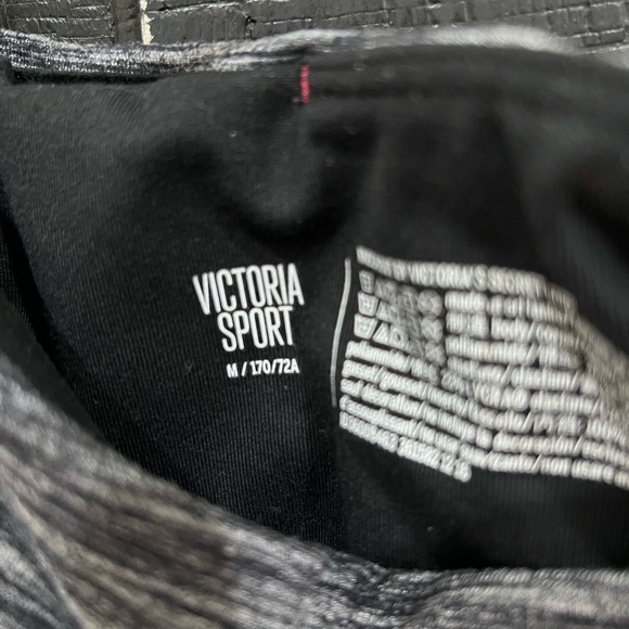 Gray Victoria Secret Workout Capri Pants - Picture 2 of 2